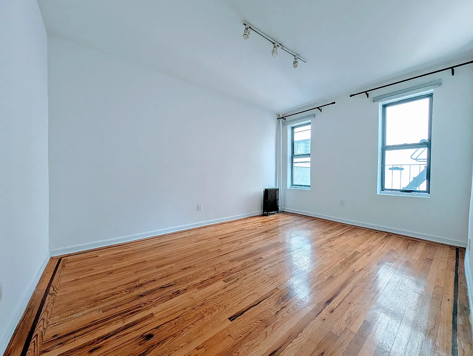 537 Clinton Avenue — Photo 4