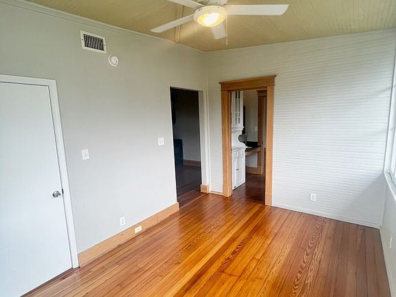 5th image of 4422 S Liberty St APT 8