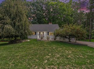 926 Club View Dr, Fremont, MI 49412