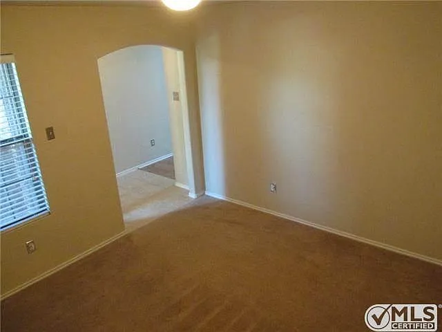 1139 Landon Ln — Photo 17