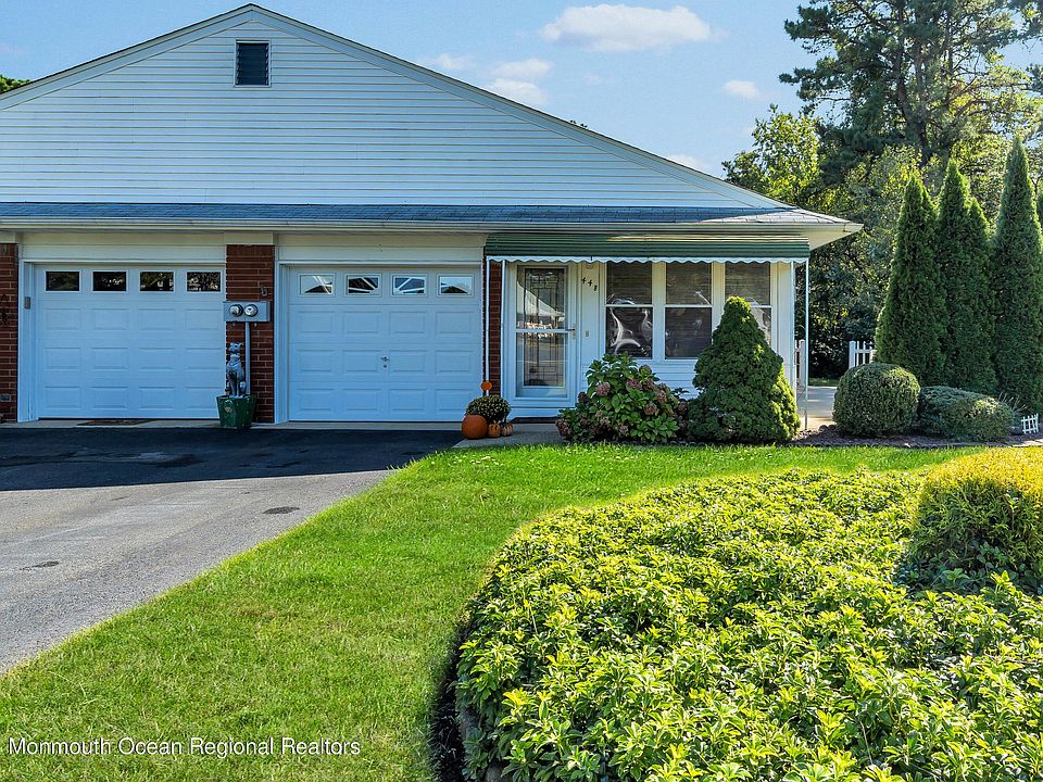 1st image of 44 Crestwood Parkway #B