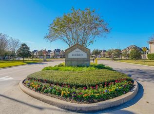 6323 Dawson Creek Dr, Pasadena, TX 77503