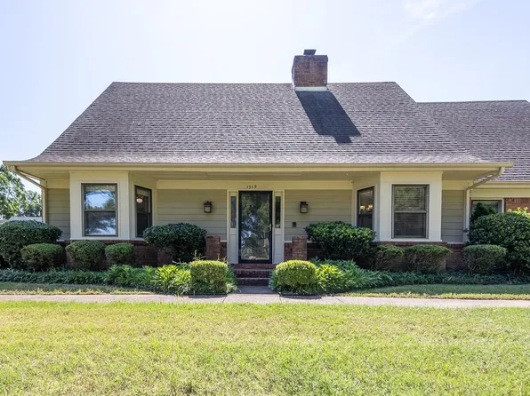 1919 Wicklow Way, Germantown, TN 38139