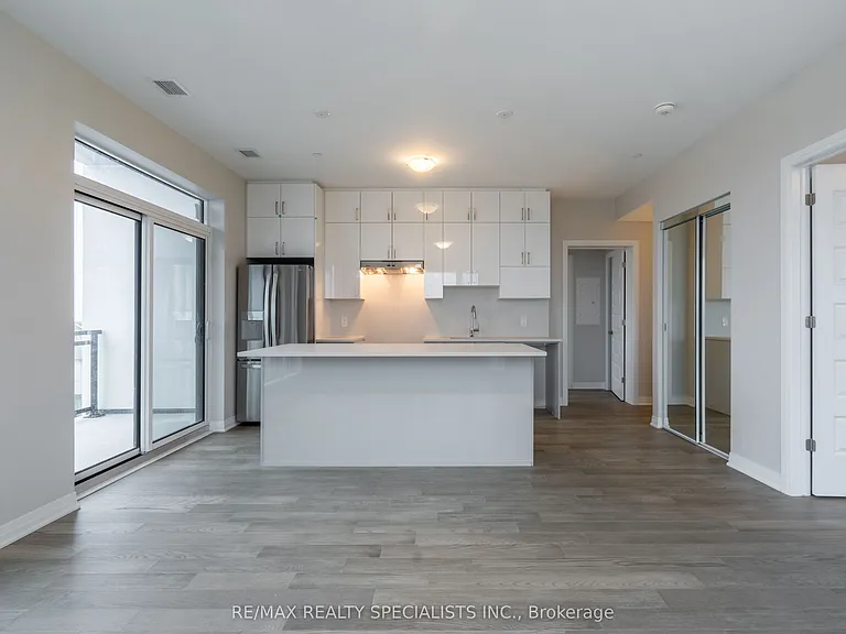 470 Gordon Krantz Ave #415 — Photo 11