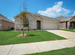 2320 Okeefe Dr, Little Elm, TX 75068
