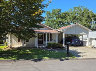 129 South St, Buford, GA 30518