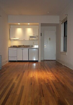 5th image of 233 E 3rd St APT 1E