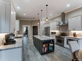 7778 Country Brook Ct, Springboro, OH 45066