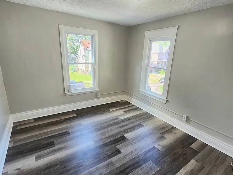 500 Garson Ave — Photo 9