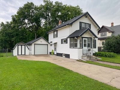 209 11th St N, Moorhead, MN, 56560