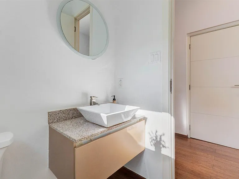 4115 Chartres St — Photo 23