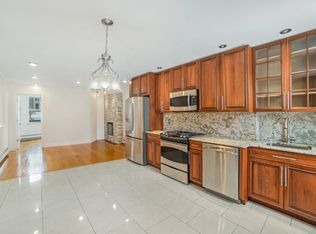 300 Court St #2A, Brooklyn, NY 11231