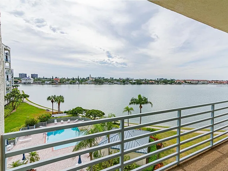 7974 Sailboat Key Blvd S #402 — Photo 20
