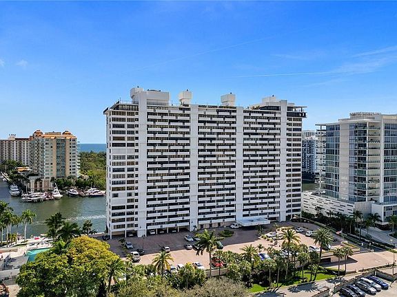 4th image of 936 Intracoastal Drive #11D