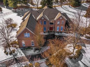 240 Country Club Dr, Moorestown, NJ 08057
