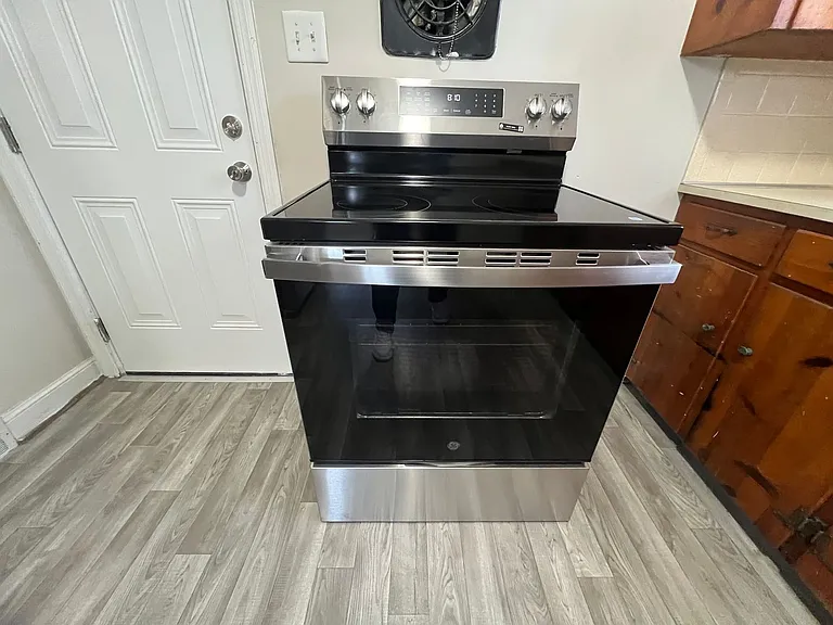 206 Connecticut Ave — Photo 8