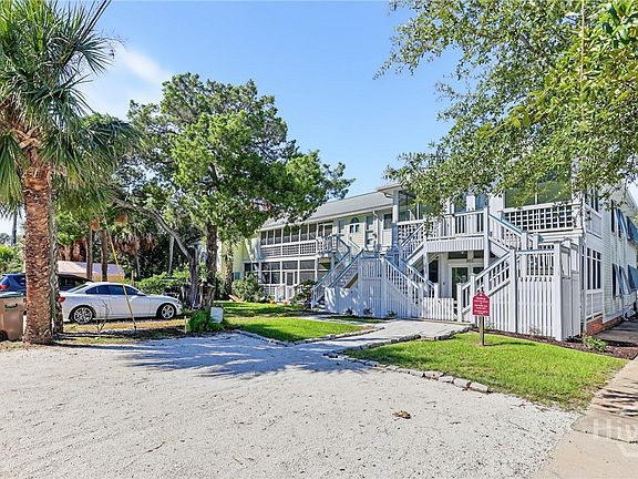 3rd image of 1813 Butler Avenue