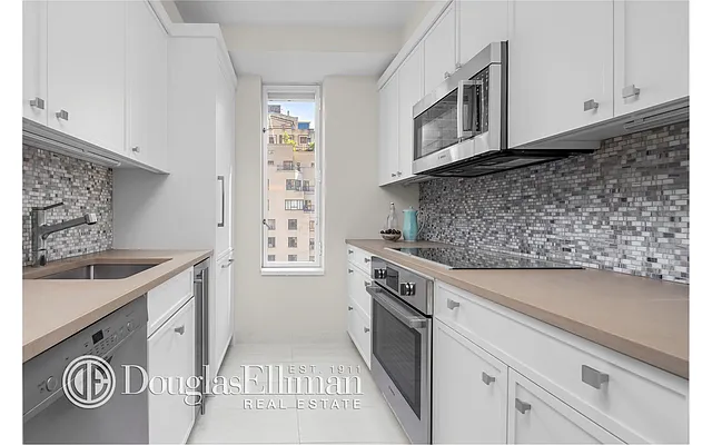 Sold by Douglas Elliman | media 12