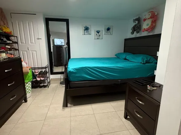 6517 Durham Avenue image 8 of 9