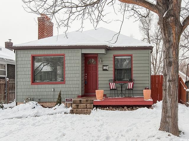 1st image of 2734 S Chadwick St