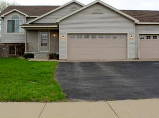 1326 Heritage Dr, Waite Park, MN 56387