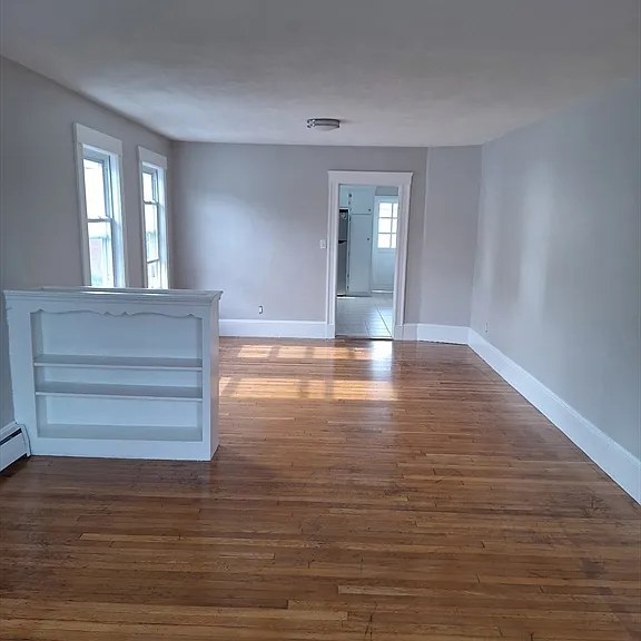 115 Clarence St #2 — Photo 12