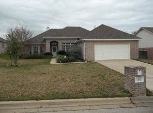 2424 Pin Oak Dr, Temple, TX 76502