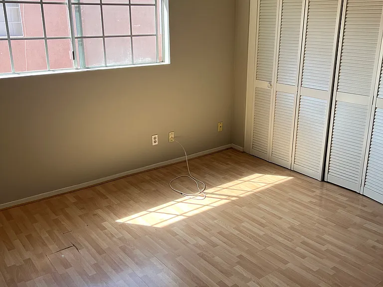 147 W Acacia Ave #114 — Photo 12