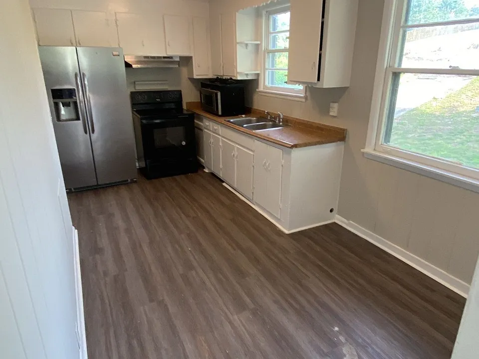2229 Maplecrest Dr