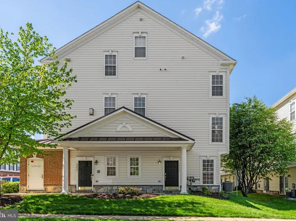 14515 Kylewood Way, Gainesville, VA 20155