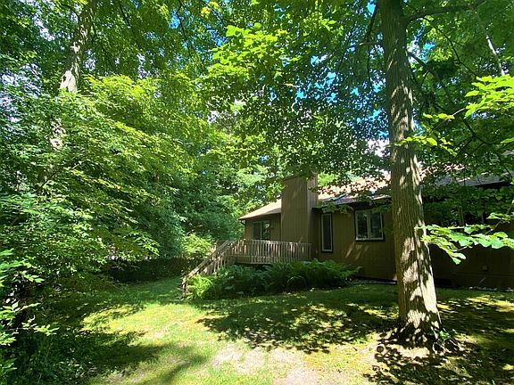 4th image of 4415 Comanche Dr #27