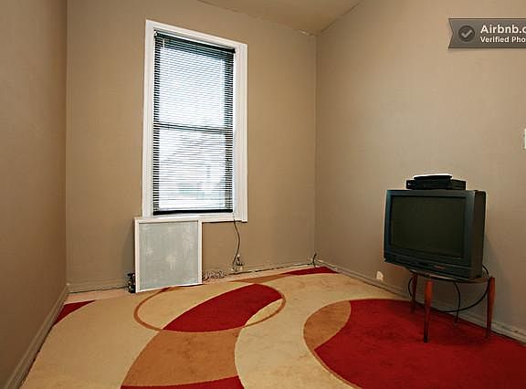 3rd image of 8742 126th St APT 2R