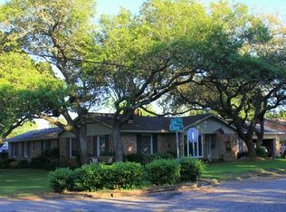 26 N Sunset Blvd, Gulf Breeze, FL 32561