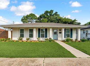 120 Lee Ct, River Ridge, LA 70123