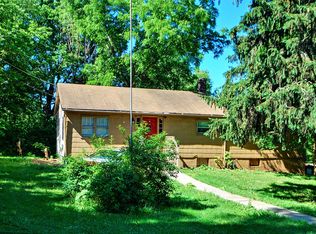 1621 E Chicago St, Elgin, IL 60120