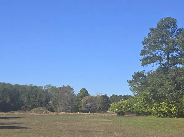 238 Jessie Dupont Memorial Hwy, Burgess, VA 22432