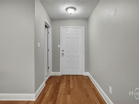 3rd image of 6208 Santa Fe Parkway