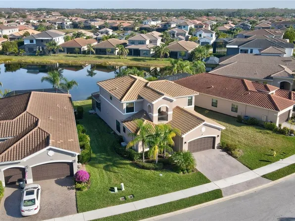 10064 Chesapeake Bay Dr, Fort Myers, FL 33913