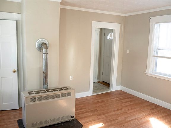 3rd image of 815-815 River St #819