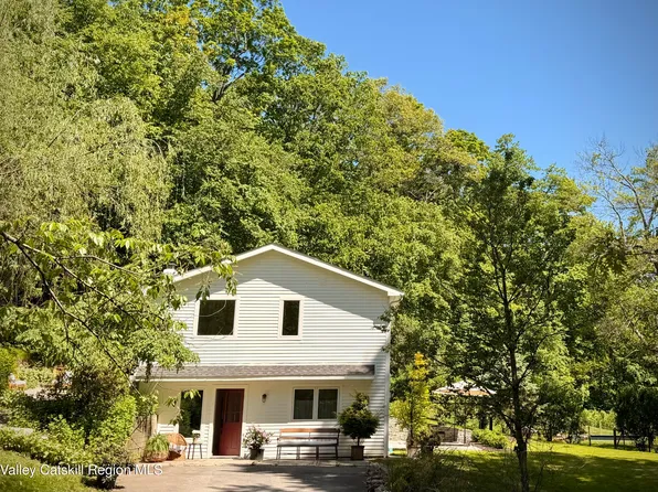 51 Taconic Creek Road, Hillsdale, NY 12529