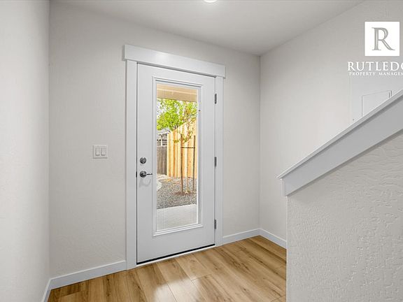 4th image of 129 Bailee Way