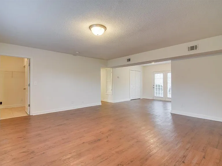 Annaberg Apartments — Photo 43