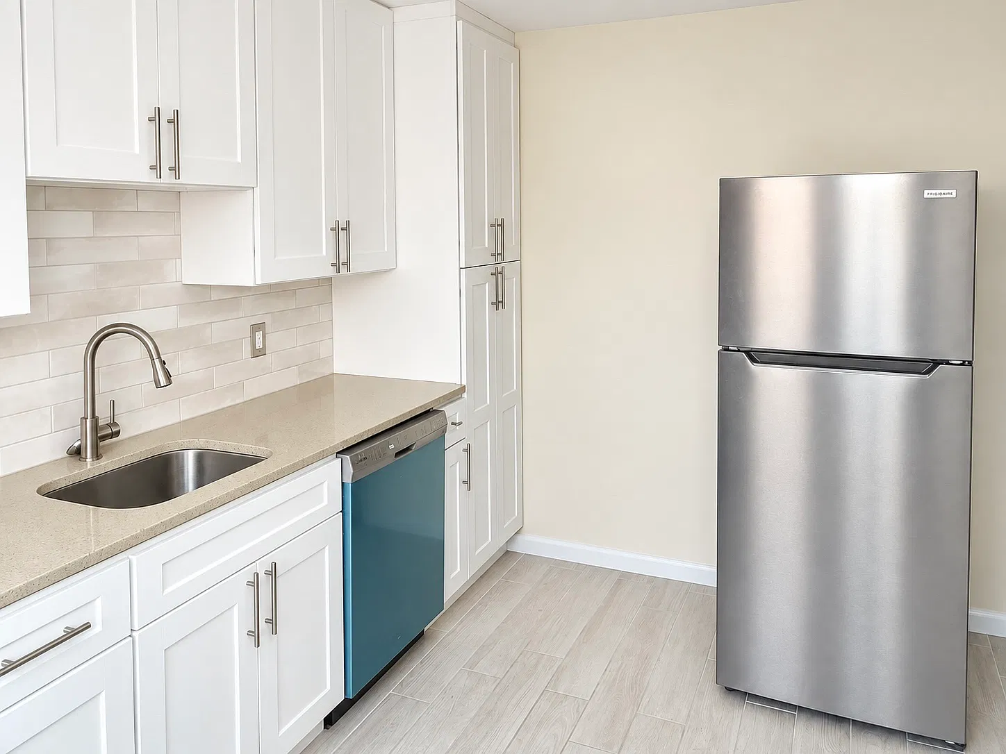 1 bed, 650 sqft, $2,300 — Photo 4