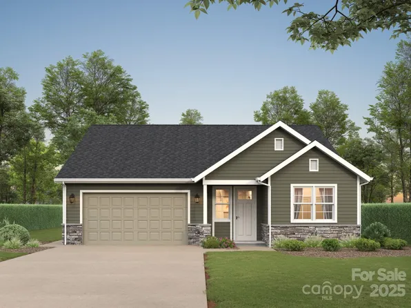 140 1st St, Huntersville, NC 28078