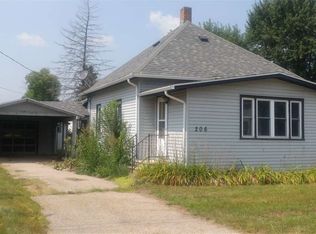 206 Steger St, Redgranite, WI 54970
