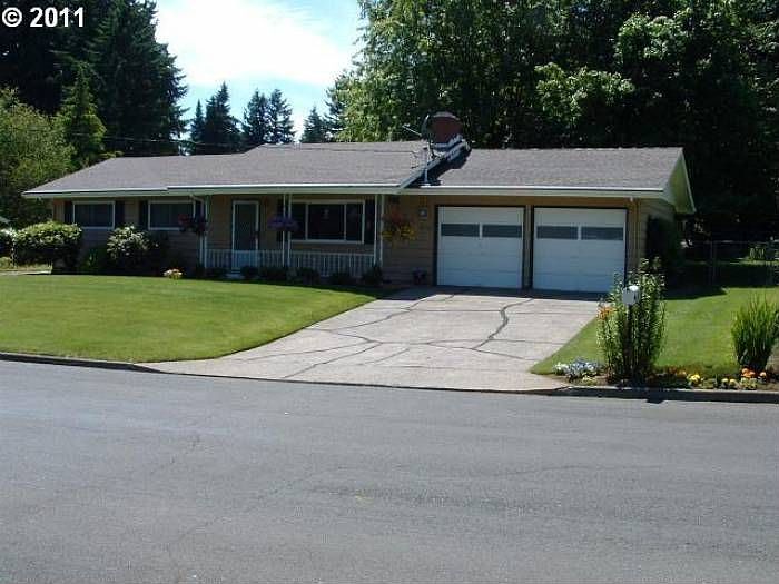 1st image of 4714 NE 62nd Ave