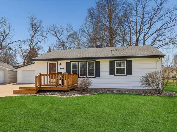 1301 SW Franklin Ct, Ankeny, IA 50023