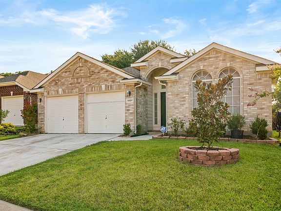 2nd image of 1007 Summerbrook Dr #22
