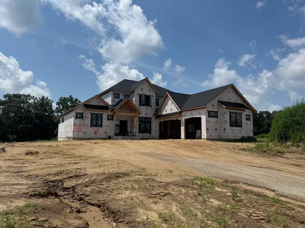 10204 Orwell Ave, Granger, IN 46561
