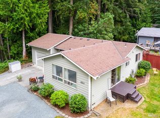 6311 Pineridge Ln, Clinton, WA 98236